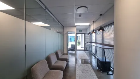 Oxford & Glenhove - 114 & 116 Oxford & Glenhove, Rosebank - Infinox unit to to let (12)